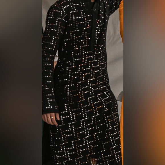 Black kurta with thread and mirror work and black pajami - Picture 2 of 3